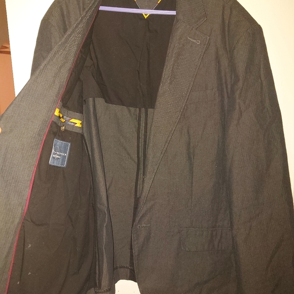 Tommy Hilfiger Special Edition Jacket - Picture 9 of 11